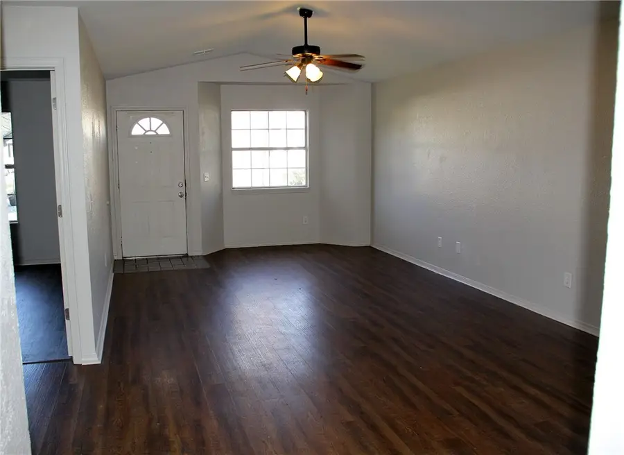 917 N Britt Street, Siloam Springs, AR 72761 - #3