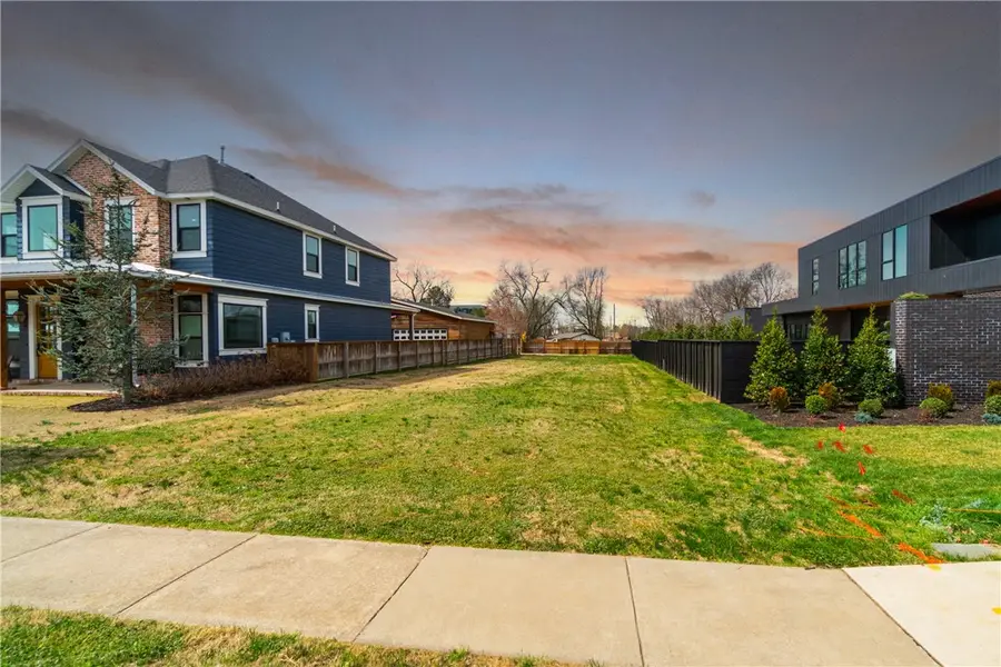 228 SW F Street, Bentonville, AR 72712 - #3