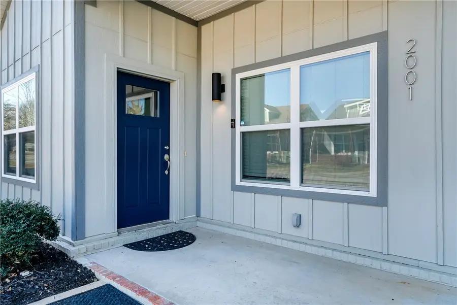 2001 S Florida Way, Fayetteville, AR 72701 - #2