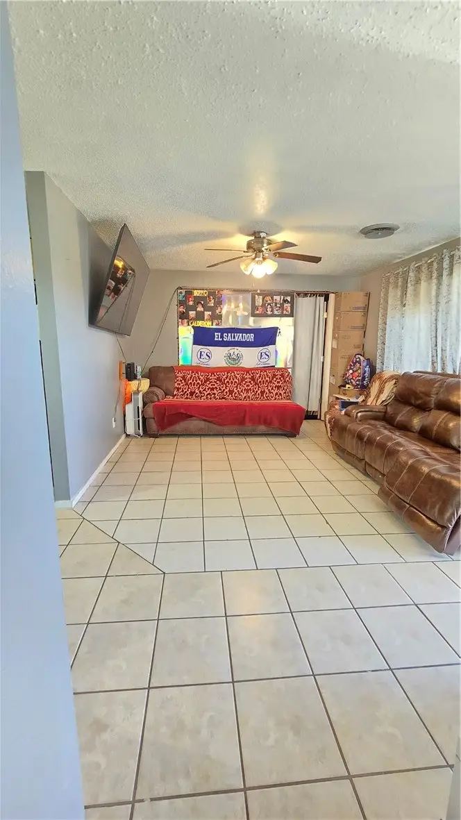 906 14th Street, Rogers, AR 72756 - #2