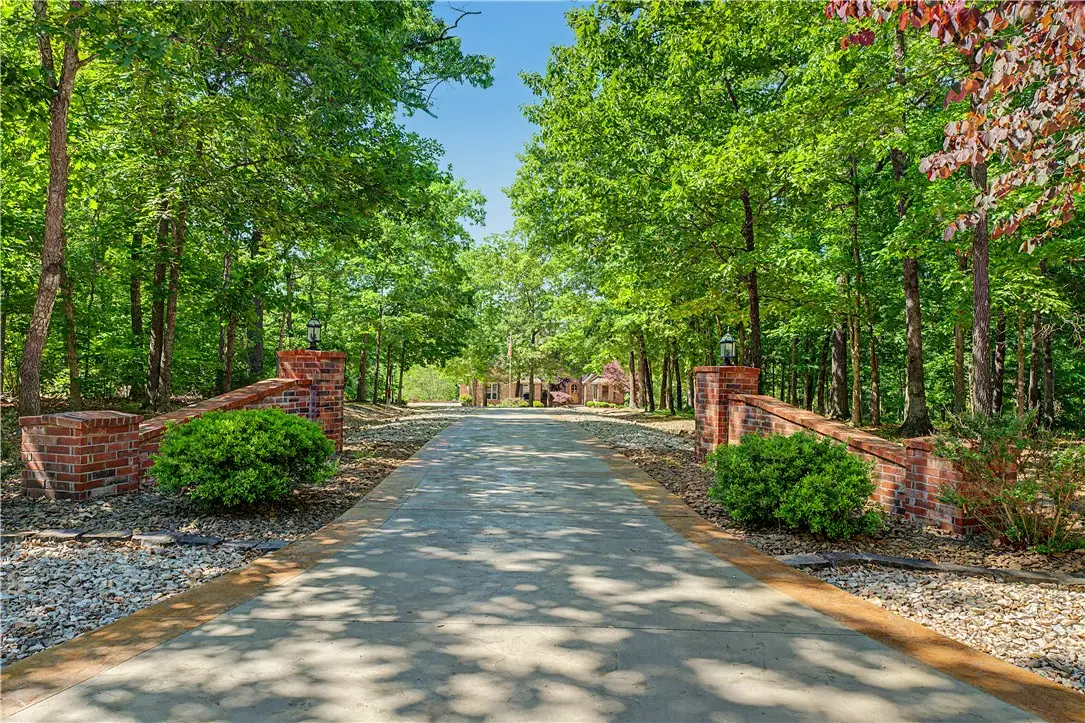 34 Kinloch Drive, Bella Vista, AR 72715 - #1