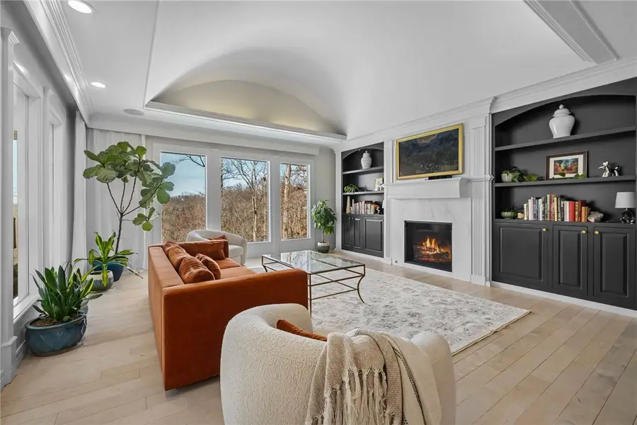 218 Ridgefield, Bentonville, AR 72712 - #2