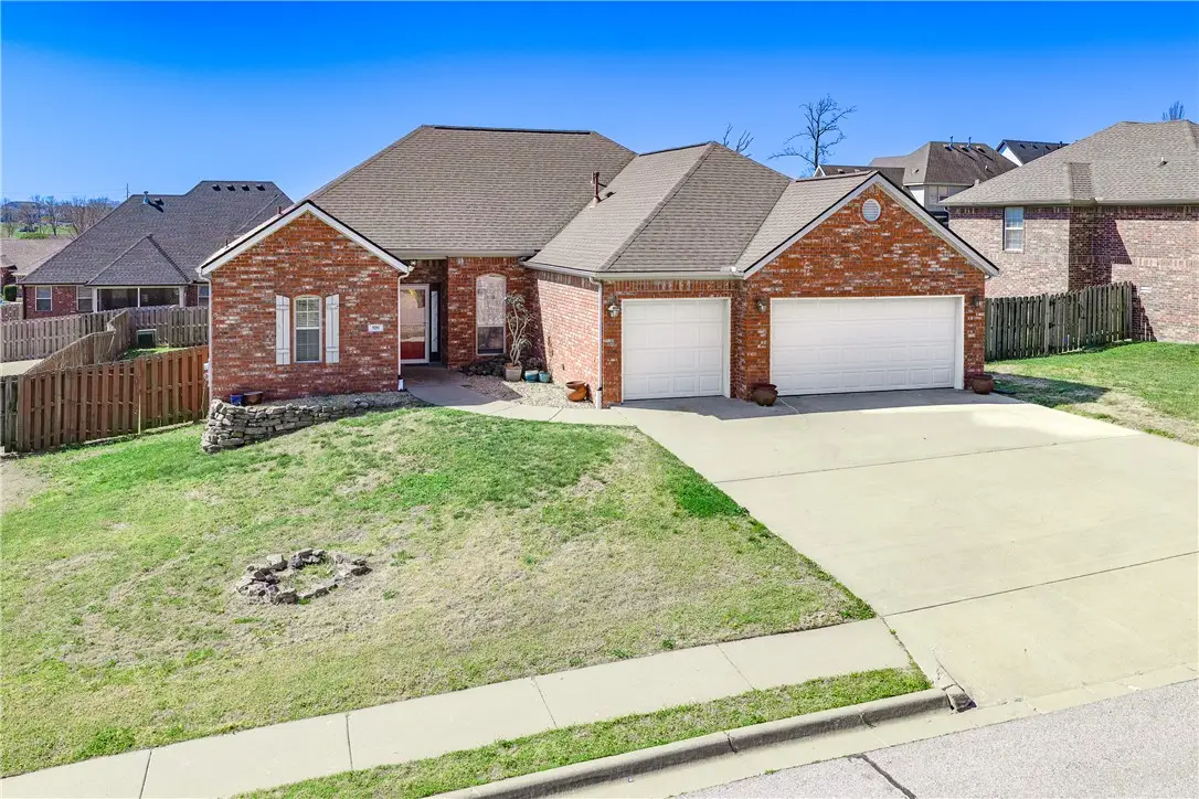 520 Coopers Farm Road, Centerton, AR 72719 - #1