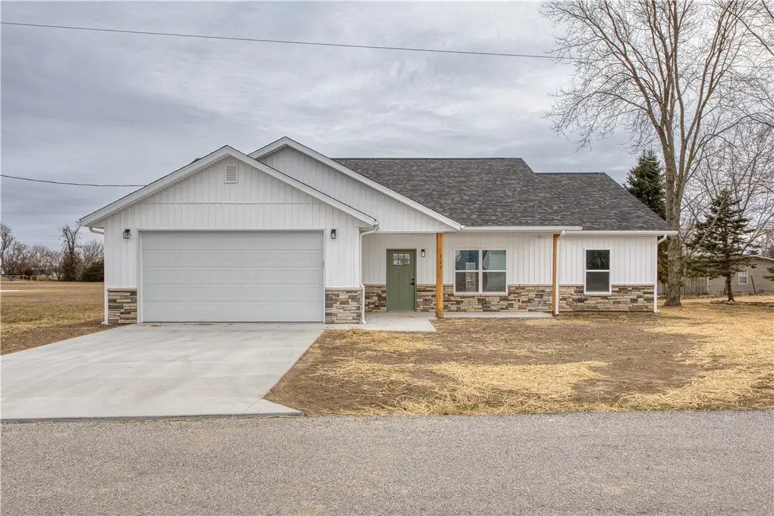 117 N Janice Street, Goodman, MO 64843 - #1