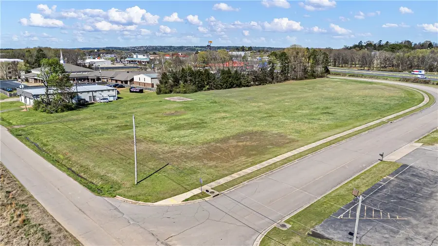 Reasoner Lane, Russellville, AR 72802 - #3