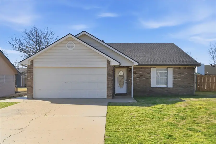 2702 W Margaret Street, Rogers, AR 72756 - #2