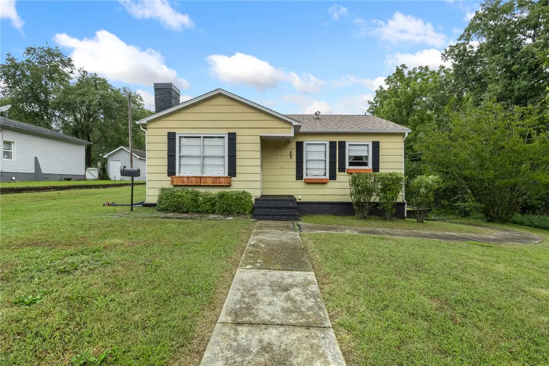 717 Smythe, Harrison, AR 72601 - #1
