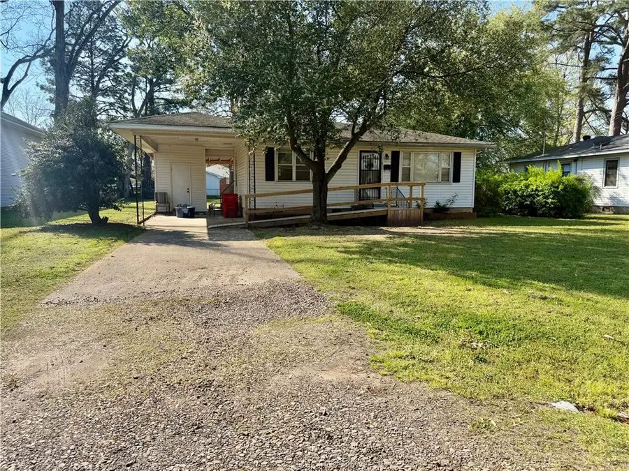 211 Rock Street, Dardanelle, AR 72834 - #2