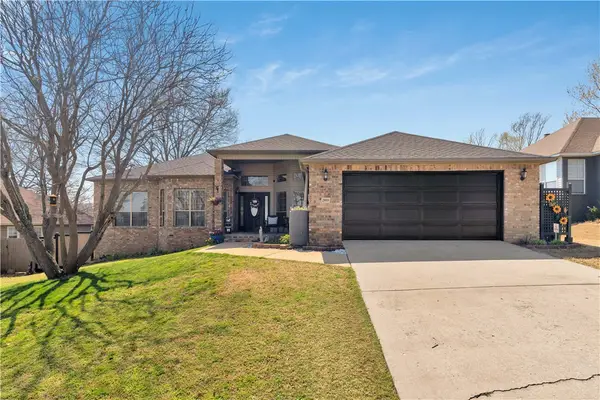 Address Withheld By Seller, Fayetteville, AR 72703