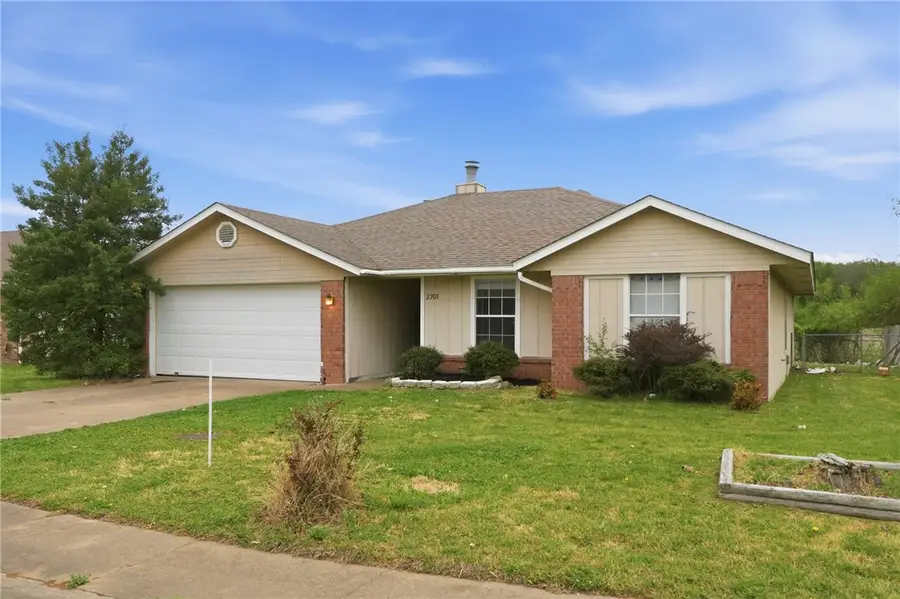 2701 W Easy Street, Rogers, AR 72756 - #2