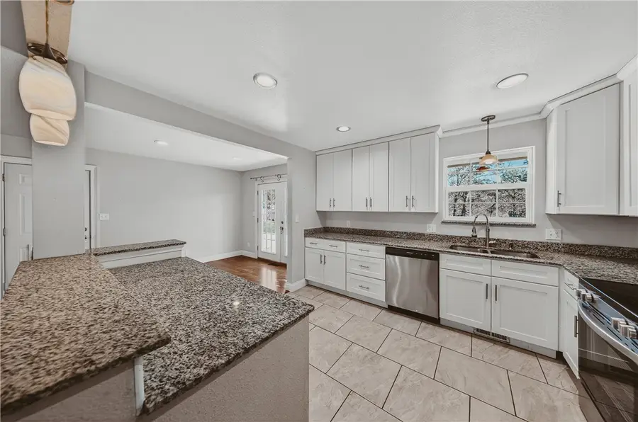 8512 Pine Ridge Drive, Rogers, AR 72756 - #3