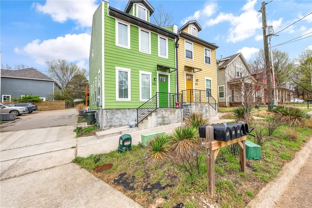316 E Martin Luther King Jr Boulevard, Fayetteville, AR 72701 - #1