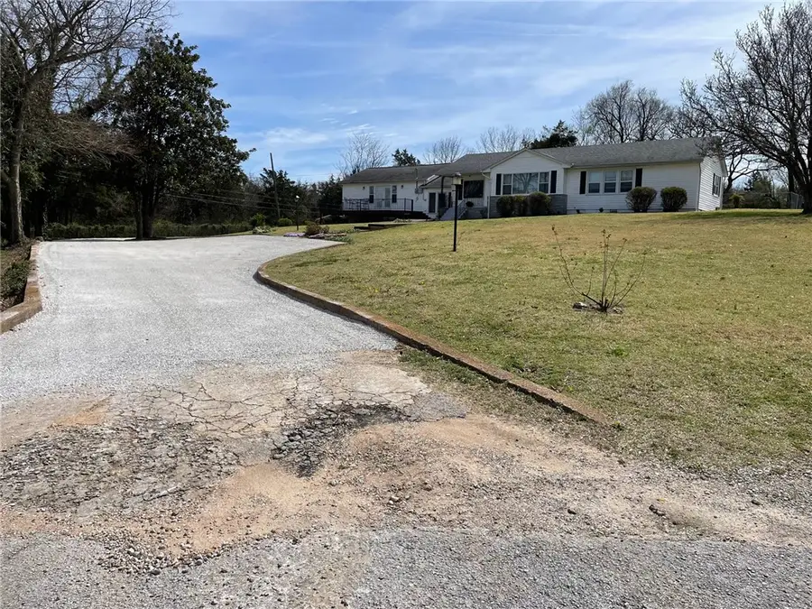 714 Circle Drive, Berryville, AR 72616 - #3