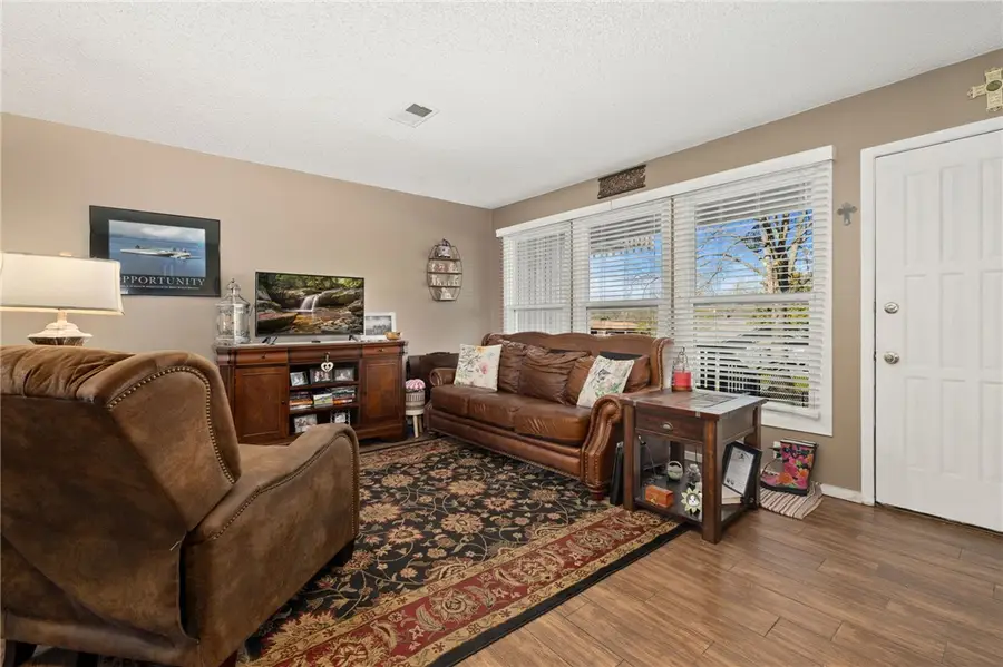 4 Annette Lane, Bella Vista, AR 72715 - #3