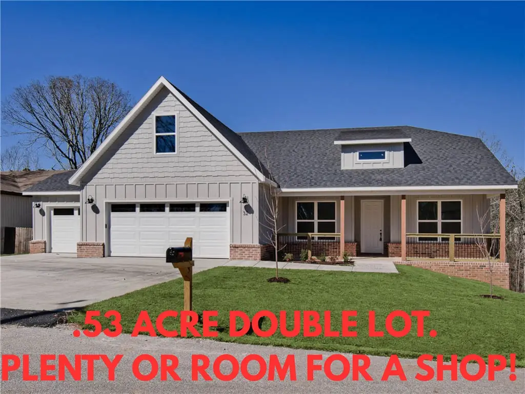 8 Kinross Drive, Bella Vista, AR 72715 - #1