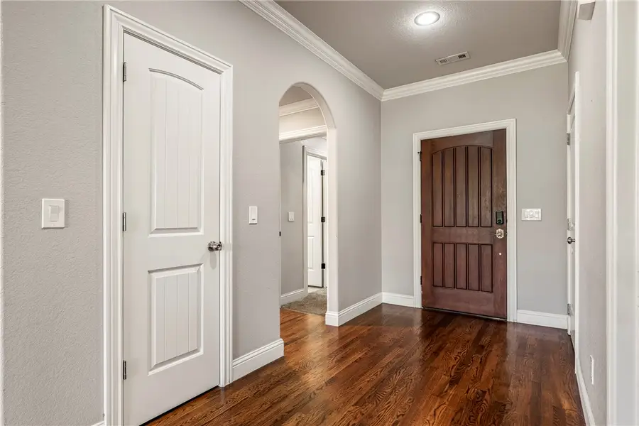 1109 W Cunningham Avenue, Rogers, AR 72758 - #3