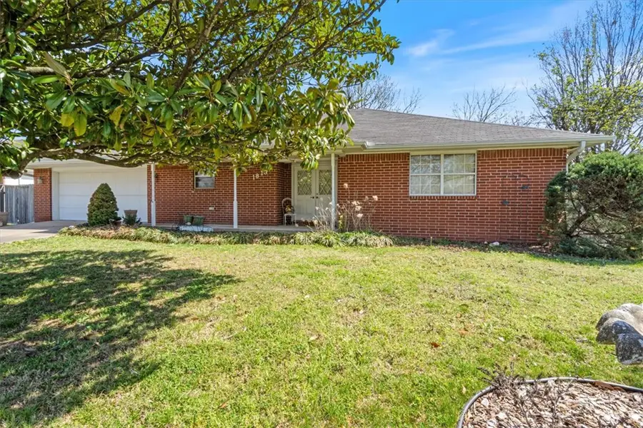 1813 K Street, Rogers, AR 72756 - #2