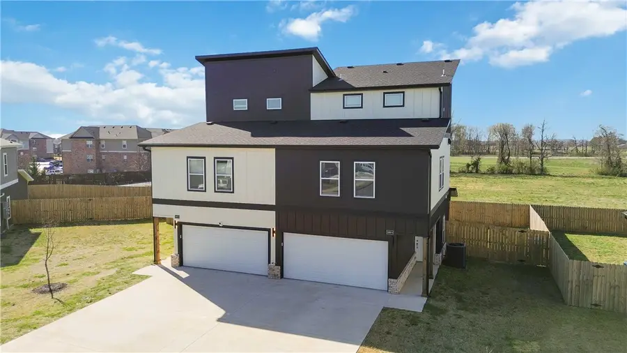 1303 SW Poigai #1 & 2, Bentonville, AR 72713 - #3