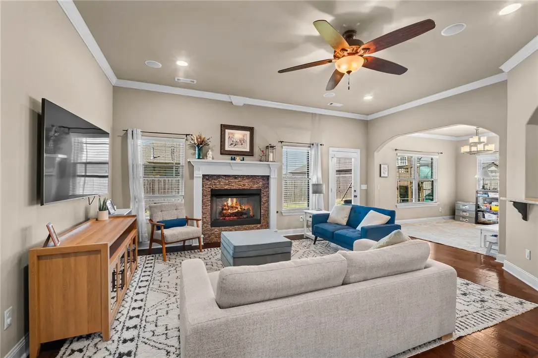 1261 Chattie Drive, Centerton, AR 72719 - #1