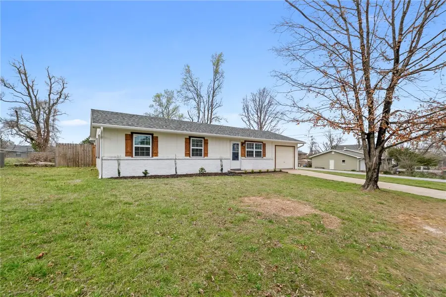 103 NW J Street, Bentonville, AR 72712 - #3