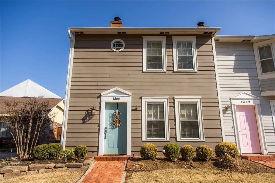 1360 E Masonic Drive, Fayetteville, AR 72703 - #1
