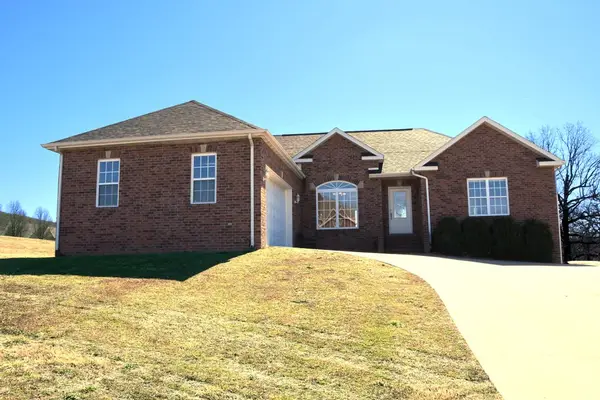 205 Hillcrest Drive, Berryville, AR 72616
