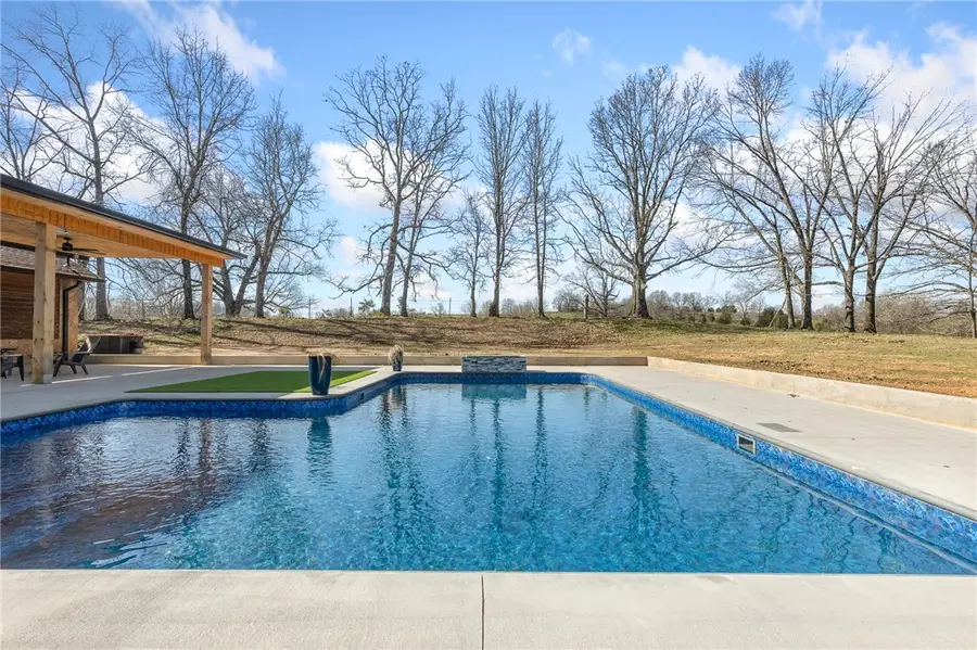 6403 N Parliament Drive, Harrison, AR 72601 - #2