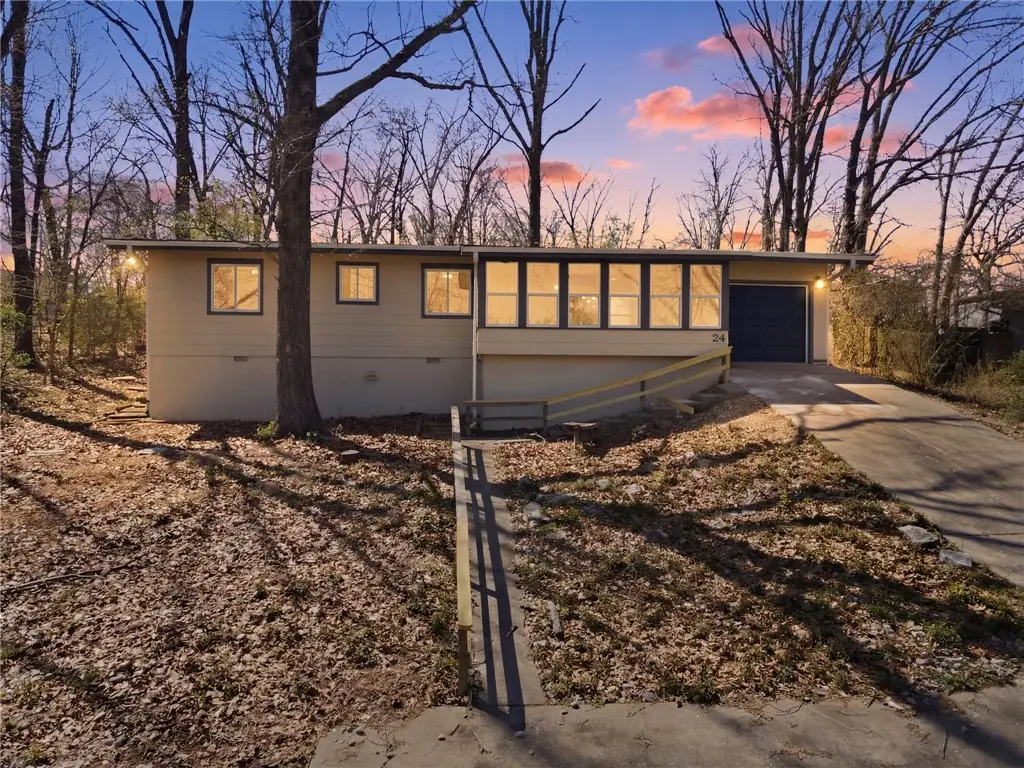 24 Tamworth Circle, Bella Vista, AR 72715 - #1