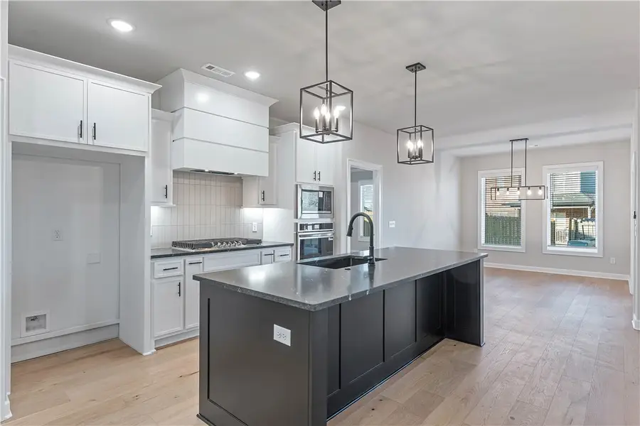 1506 Lookout Lane, Cave Springs, AR 72718 - #3