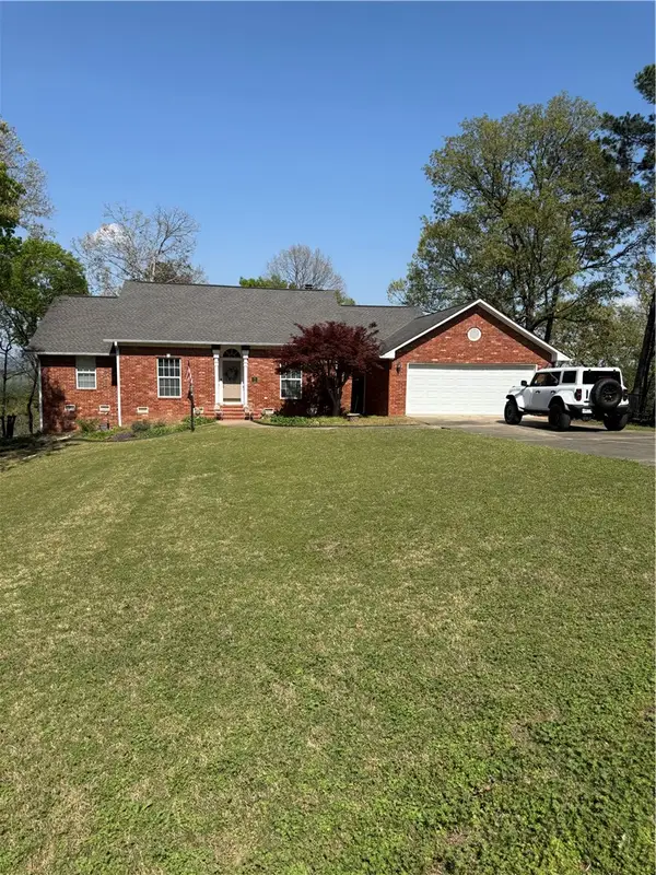 210 Canterbury Circle, Russellville, AR 72802