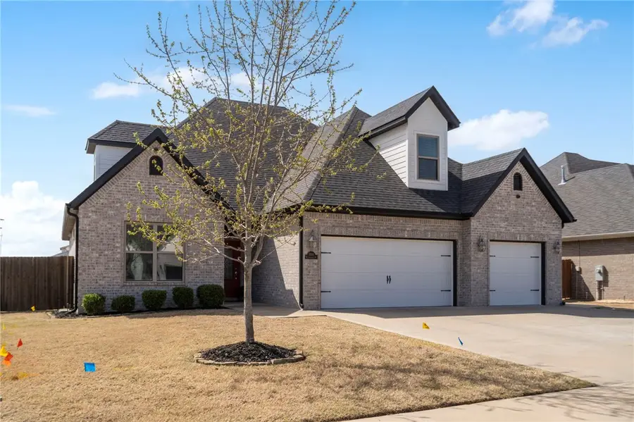 5500 W Lakewood Drive, Rogers, AR 72758 - #2