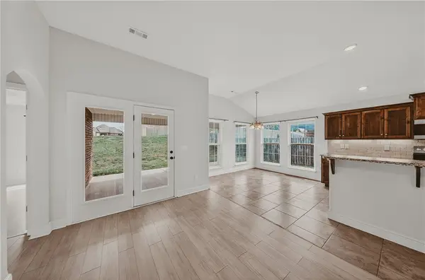 611 Arkansas Black, Centerton, AR 72712