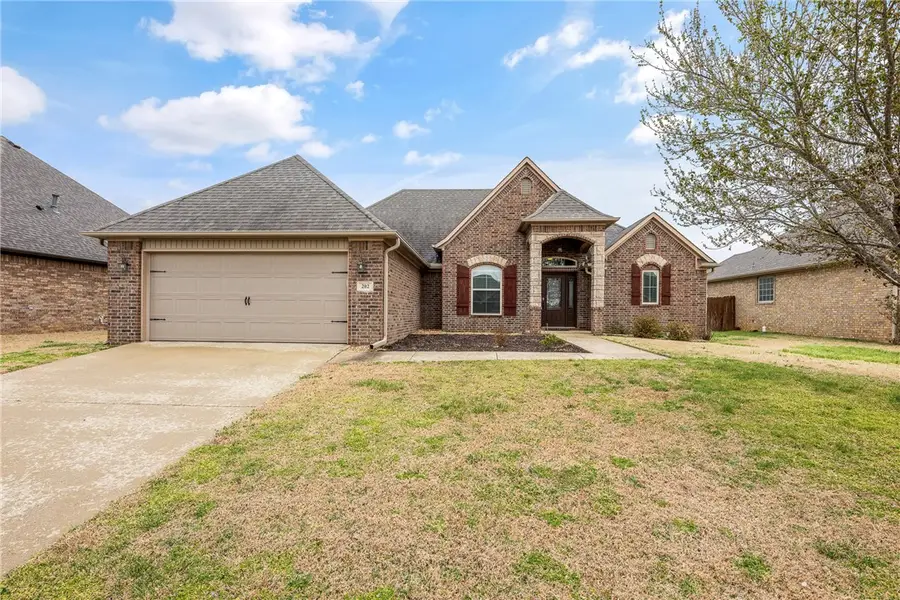 202 W Hayden Boulevard, Rogers, AR 72756 - #2