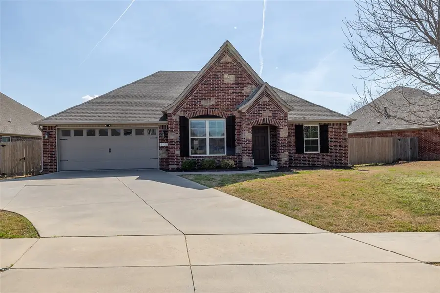 3917 W Mountain View Drive, Fayetteville, AR 72704 - #3