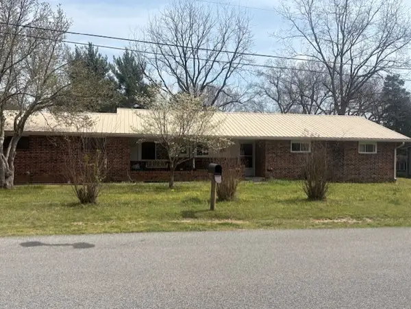 137 Fern Drive, Yellville, AR 72687