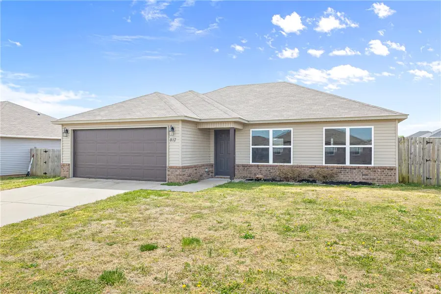 817 NW 67th Avenue, Bentonville, AR 72713 - #2