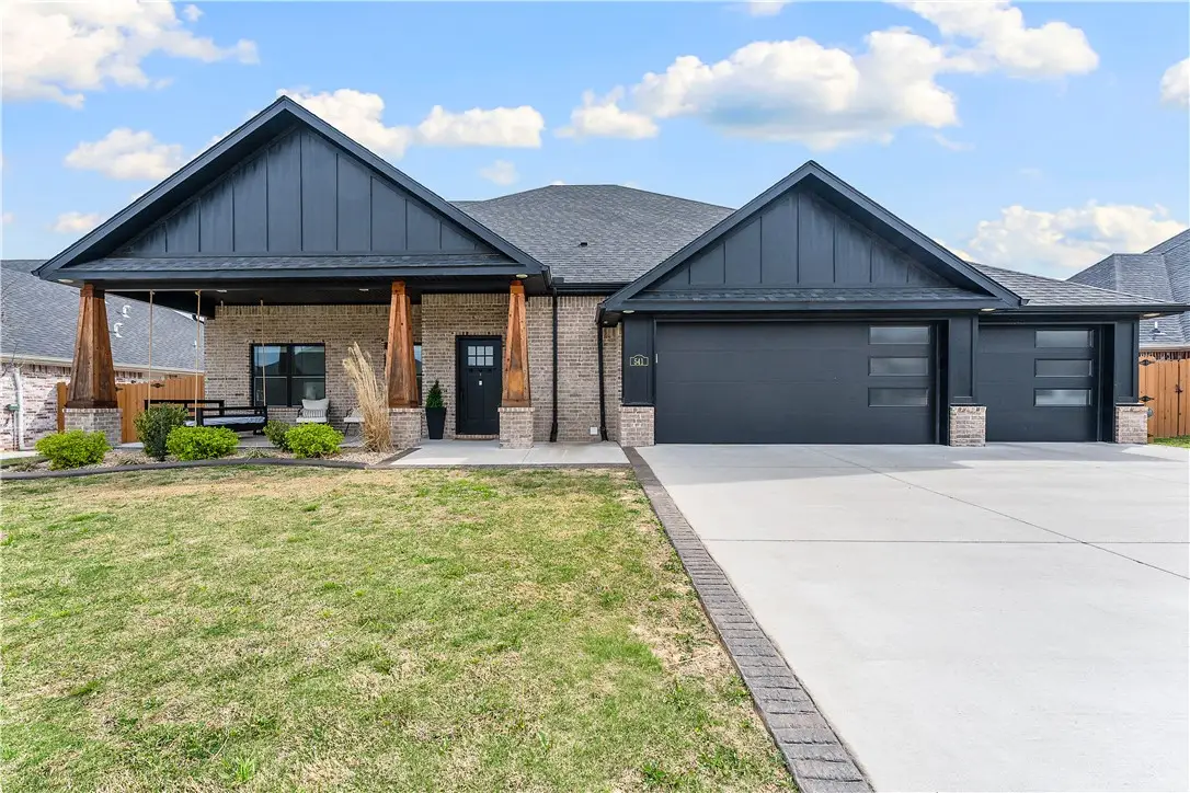 541 Bronco Street, Centerton, AR 72719 - #1