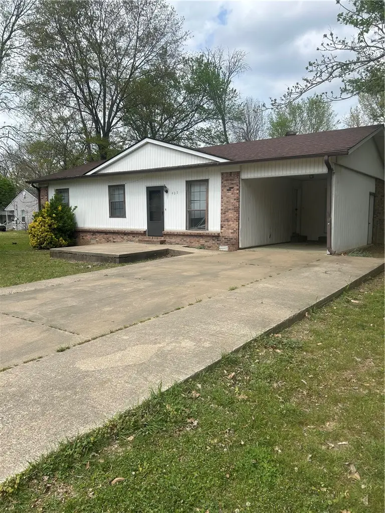405 E M Street, Russellville, AR 72801 - #1