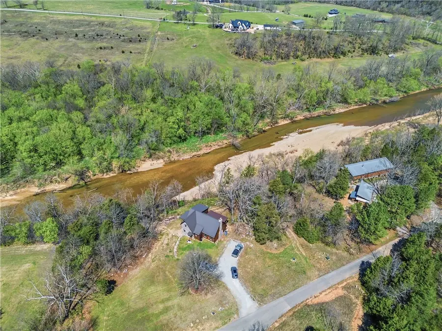 261 Bella Vista Road, Berryville, AR 72616 - #2