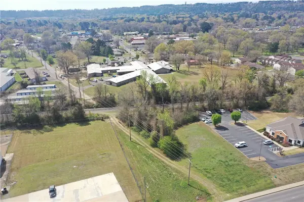 Lot 5 W Parkway Drive, Russellville, AR 72801