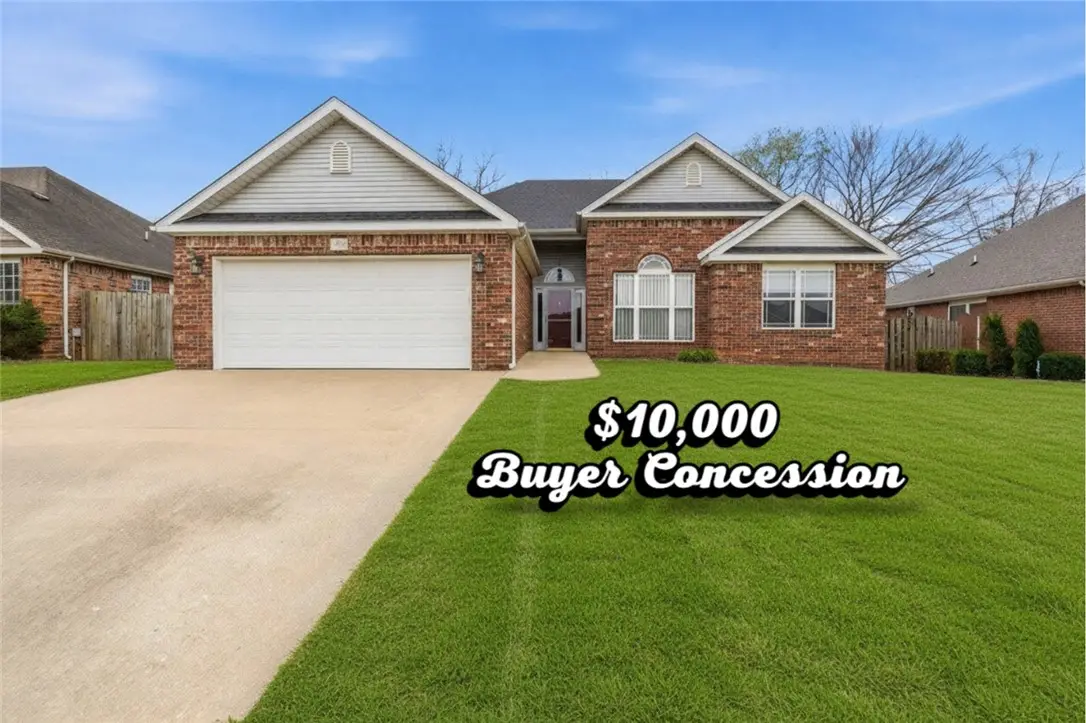 801 Walker Street, Centerton, AR 72719 - #1