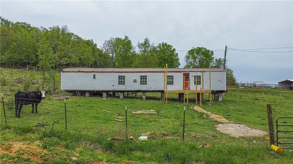 1085 County Road 723, Huntsville, AR 72740