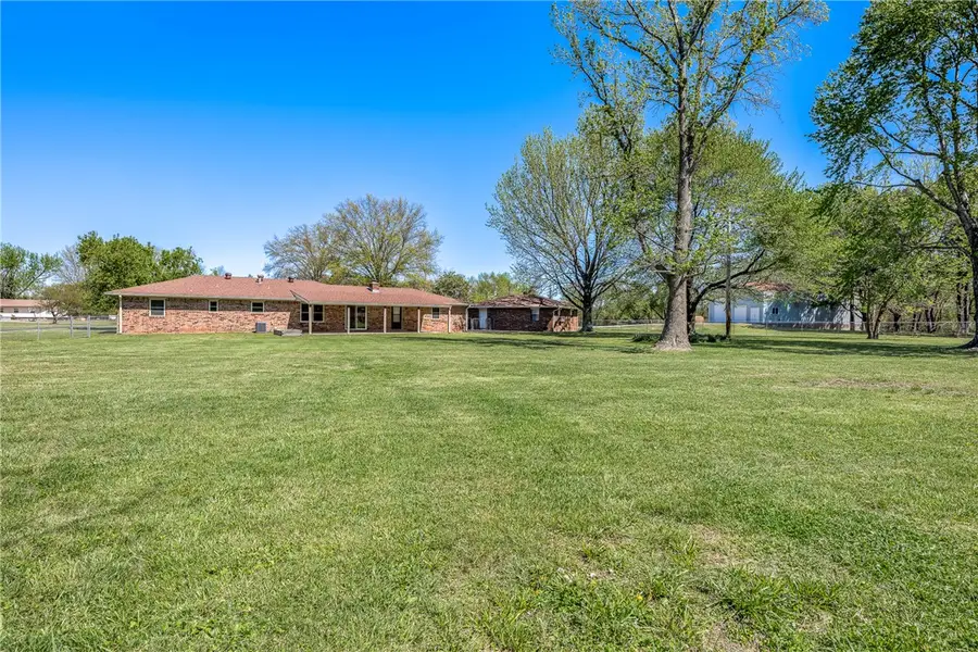 1903 Mayflower Road, Bentonville, AR 72713 - #2