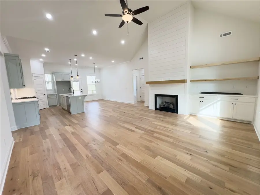 34 Newburgh Drive, Bella Vista, AR 72715 - #3