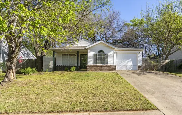 3182 Oakfield Street, Fayetteville, AR 72704