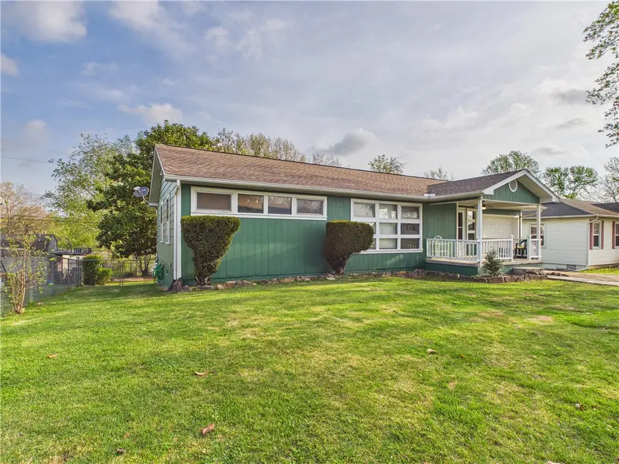 713 Sunset Lane, Harrison, AR 72601 - #2