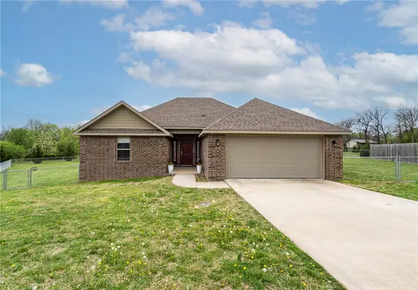 913 Windsor Court, Gentry, AR 72734