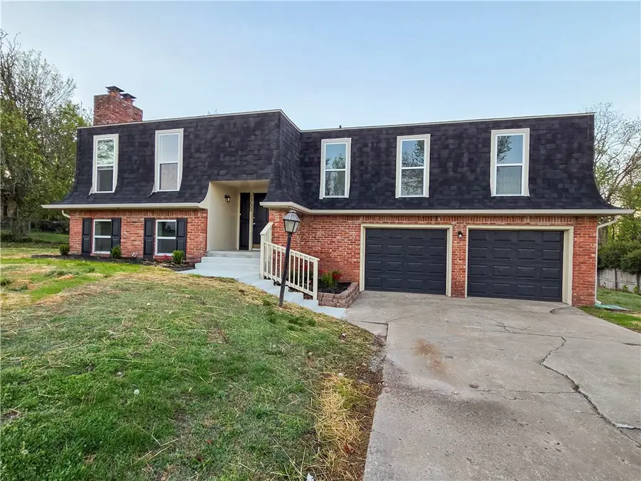 1703 Arapaho Avenue, Springdale, AR 72764 - #2