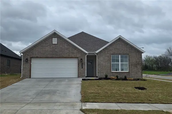 2301 Presley Street, Siloam Springs, AR 72761