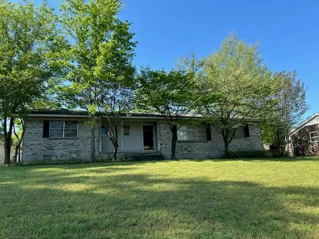 801 W 17th Terrace, Russellville, AR 72801 - #1